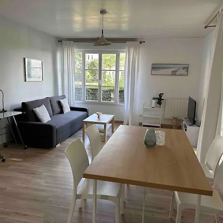 Disneyland 10 Minutes Paris 35 Minutes Apartment